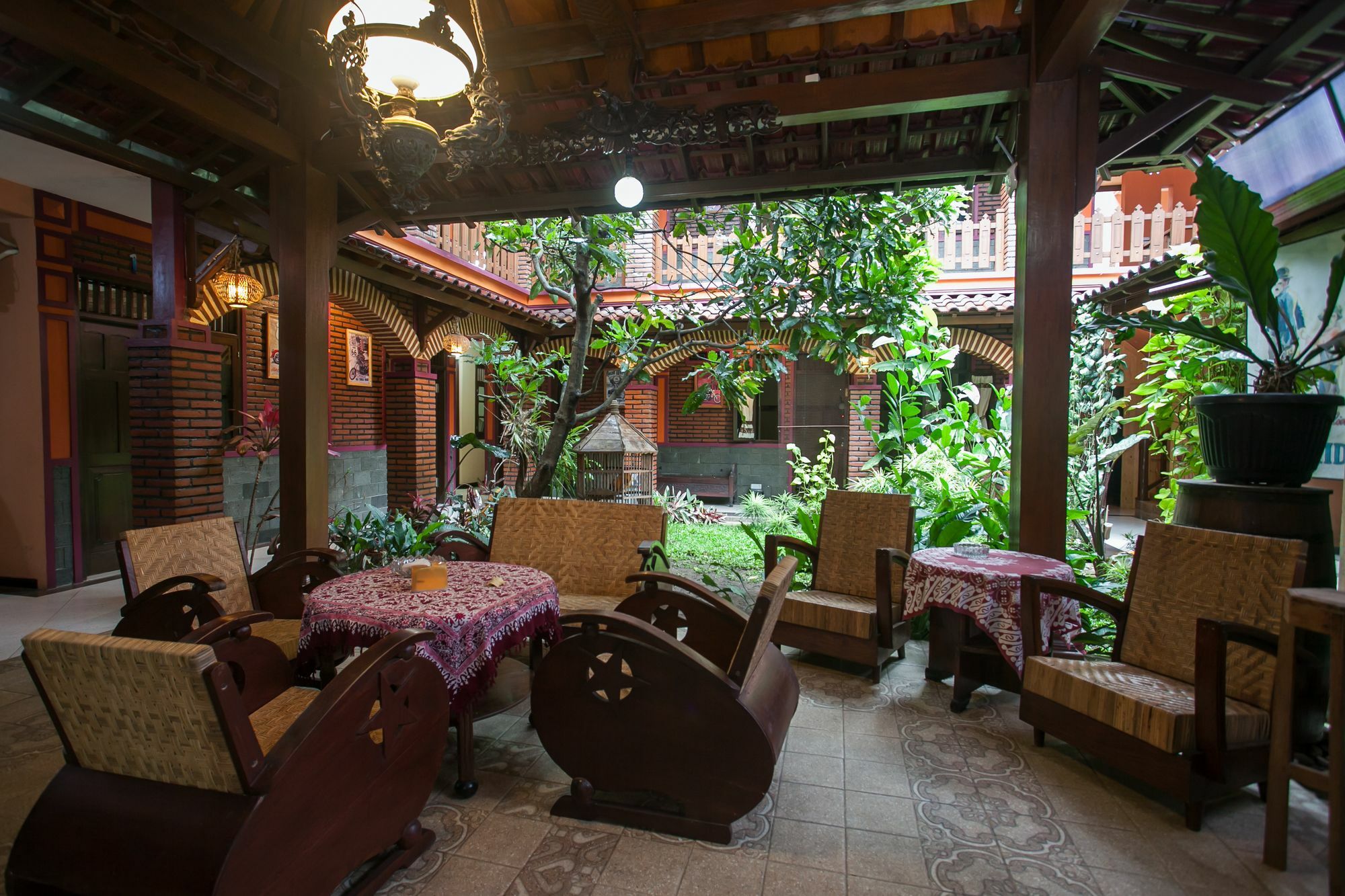 Reddoorz At Omah Wetan Sawojajar Malang Hotel Kültér fotó